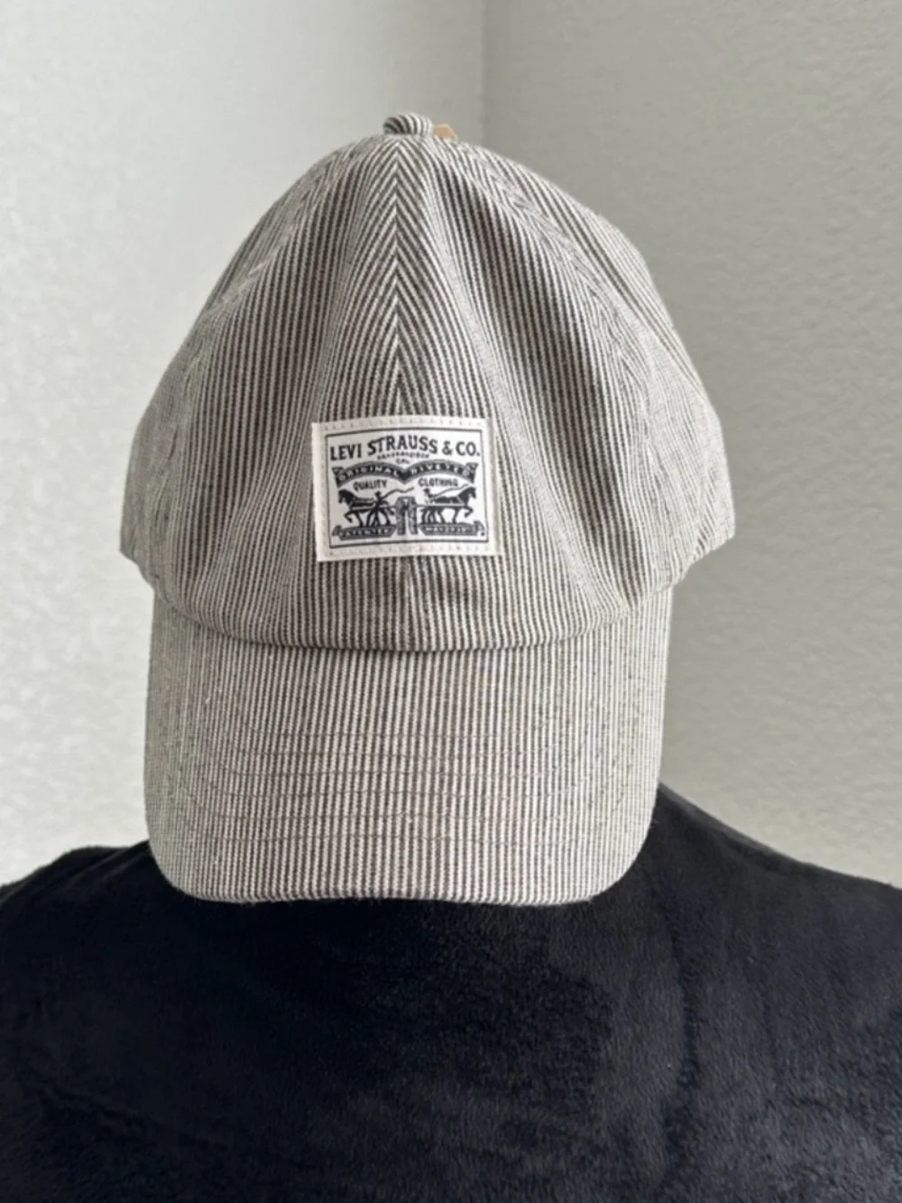 Levi's Grey Baseball Hat with Front Patch adjustable